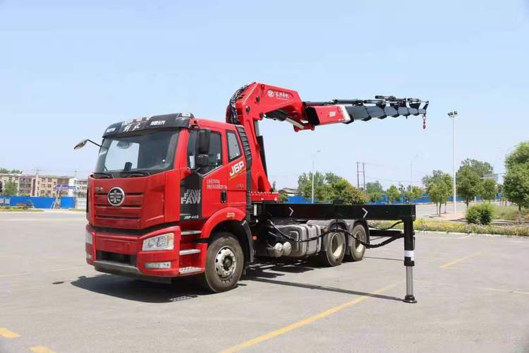 大噸位隨車(chē)吊 技術(shù)與應(yīng)用概述